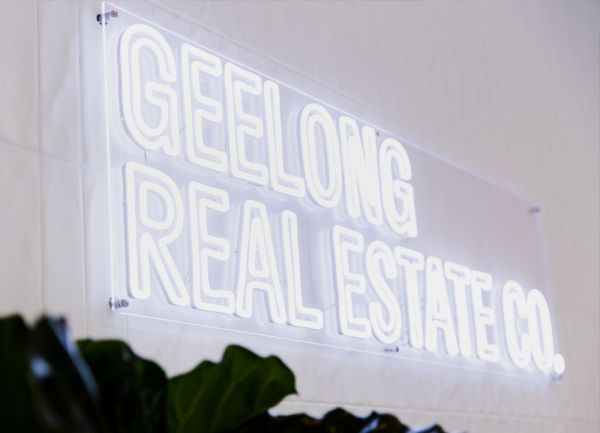 Neon Sign Wall Mounting Kit