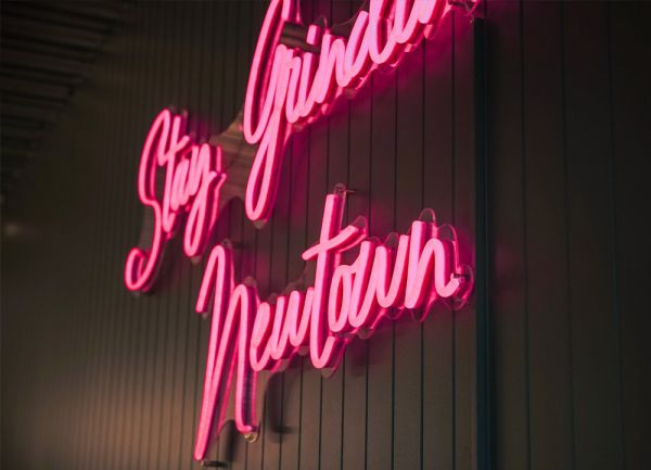 Neon Sign Wall Mounting Kit