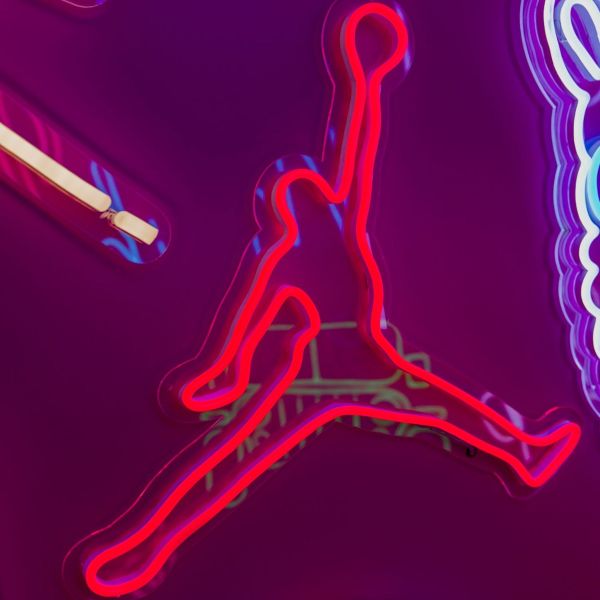 Basketball player neon art in red LED neon flex from Custom Neon