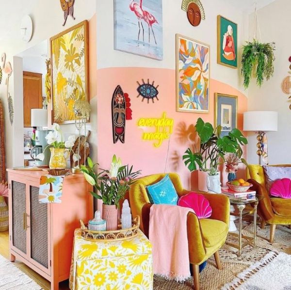 Everyday Magic LED neon light in lemon yellow shown turned on in a living room - made by @CustomNeon for @sare_xo_home