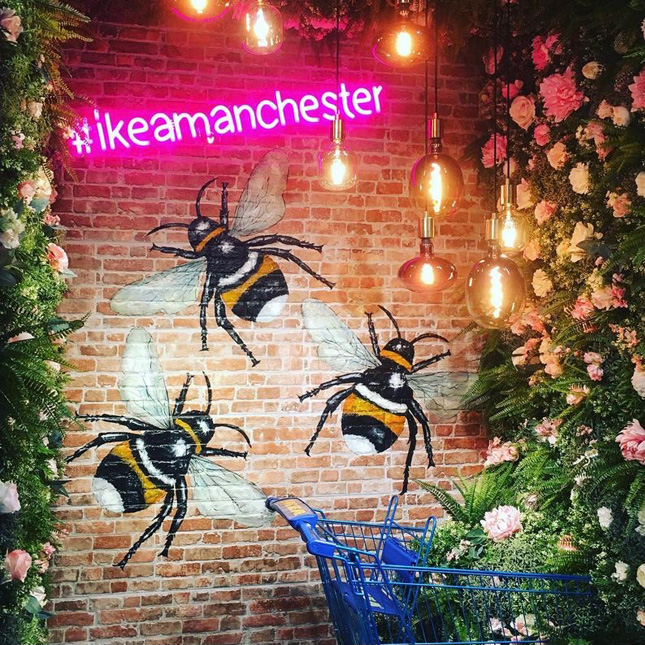 Custom Neon® Signs for Retail Stores & Product Promotions