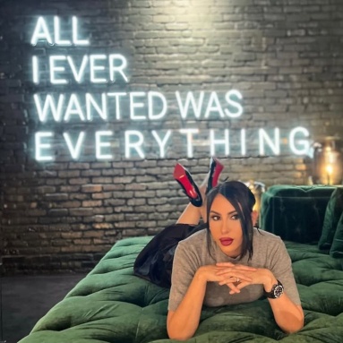 Large living room quote sign by Custom Neon® @morroneinteriors