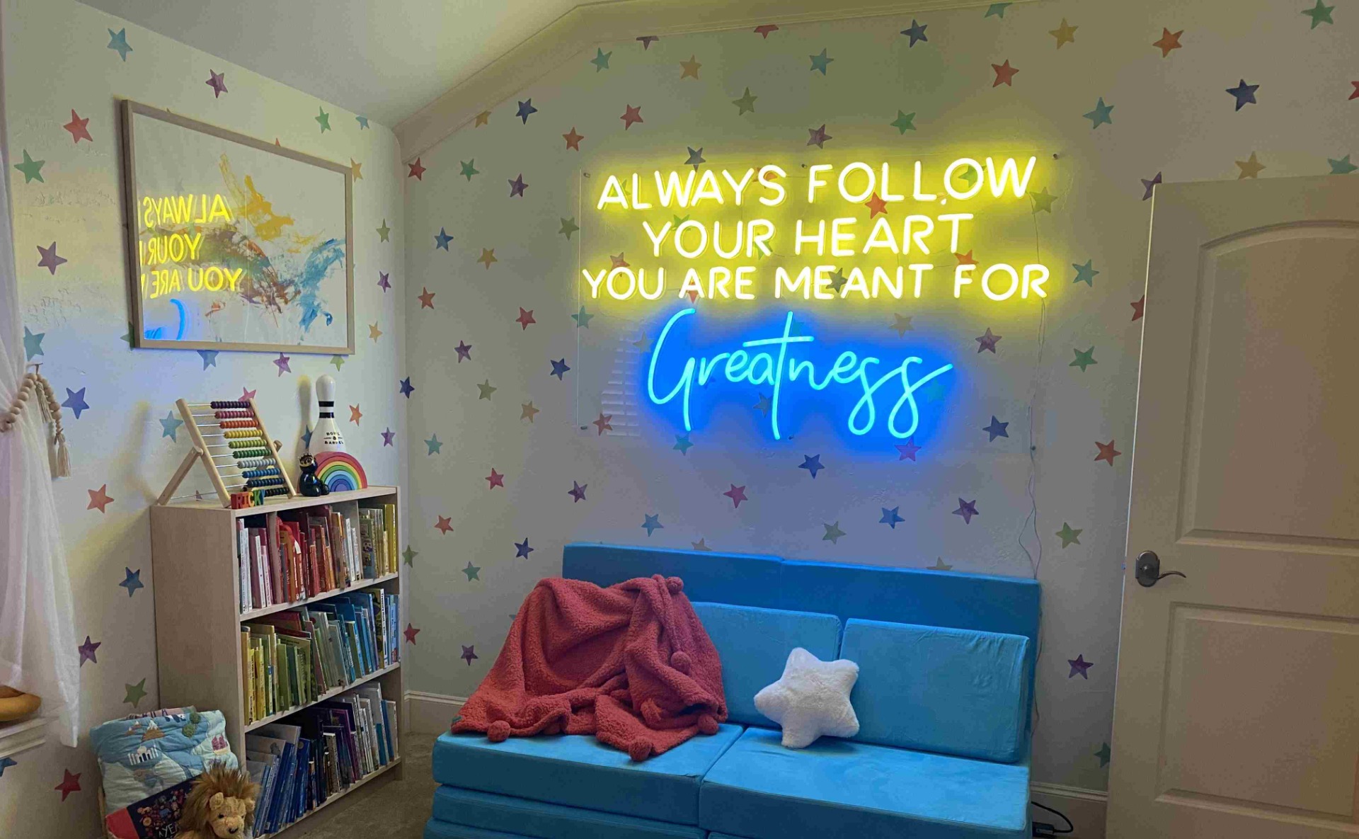 Large light signs for kids' rooms by Custom Neon®