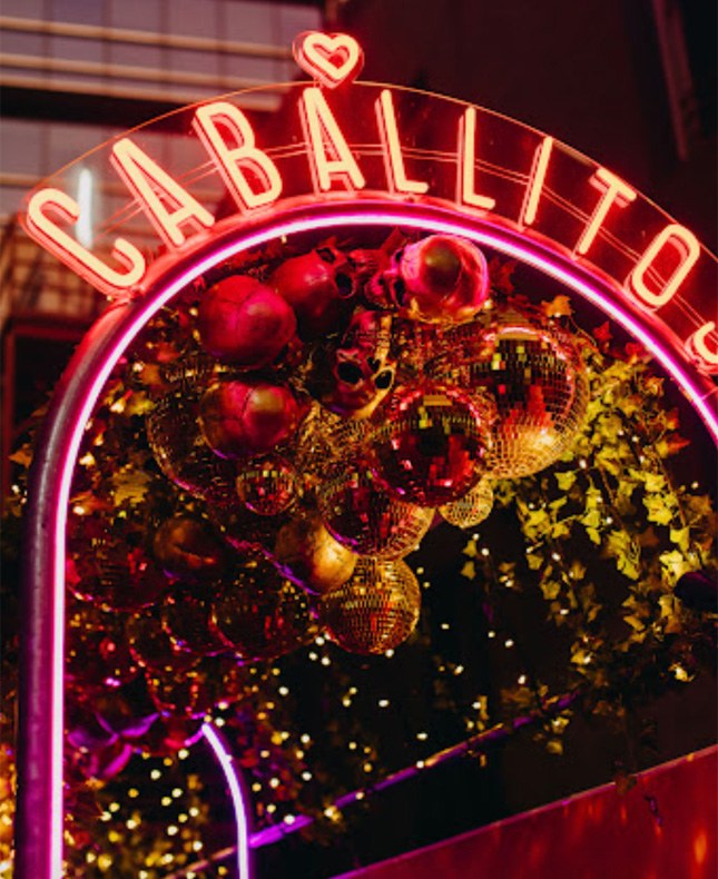 Custom Neon® sign at the entrance to @caballitosperth