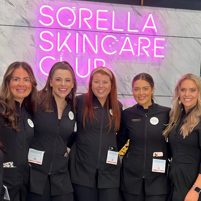 Large pink Custom Neon® trade show sign @sorella.vanessa_ @faceandbodyevents