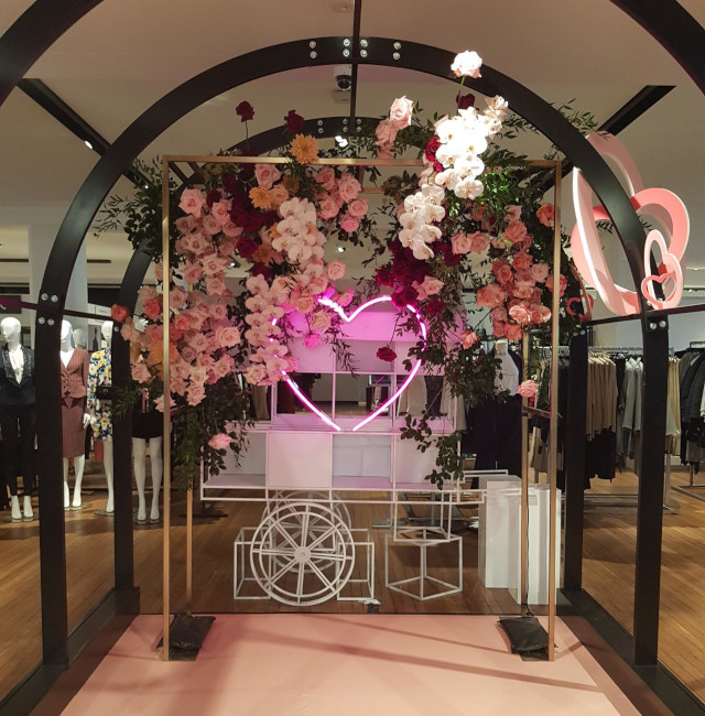 Custom Neon&reg; seasonal retail signage for David Jones department stores