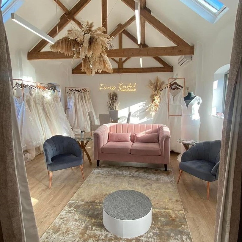 Custom Neon® warm white bridal store sign @ferrissbridal