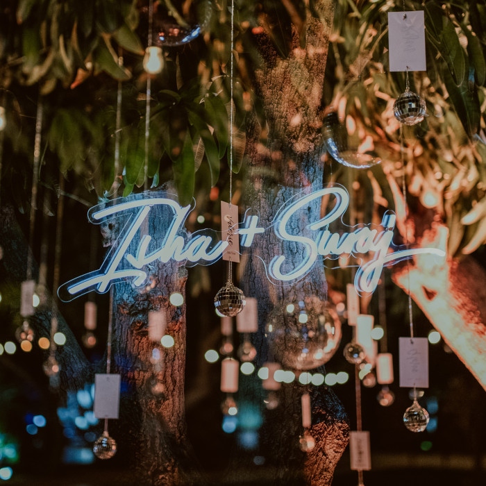 Outdoor Custom Neon® wedding name sign