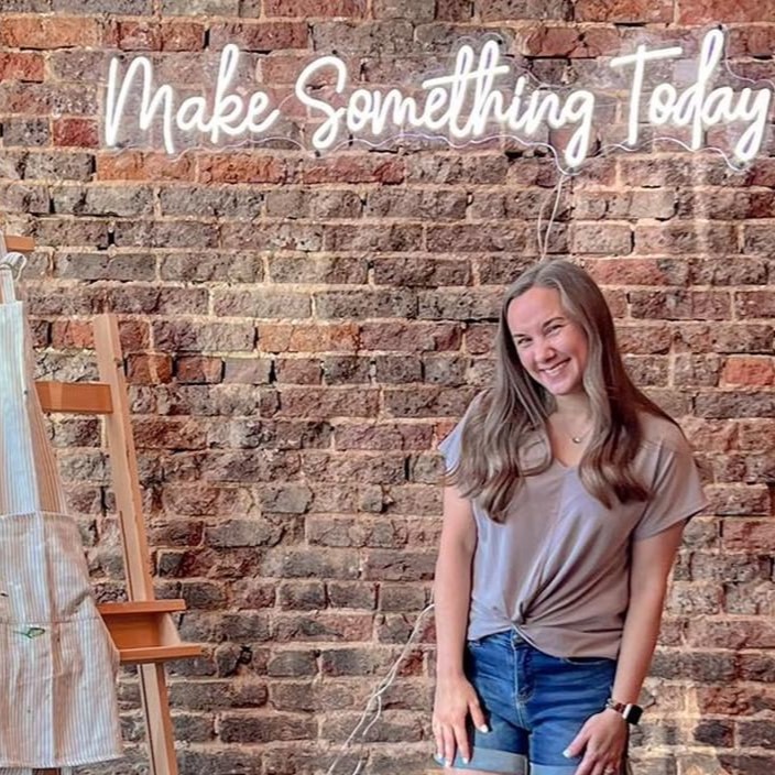 White Custom Neon® motivational sign @thats_so_art_