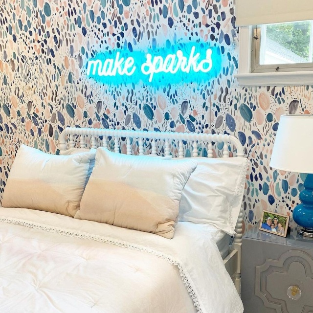 Blue bedroom sign by Custom Neon® @denafeintuchinteriors