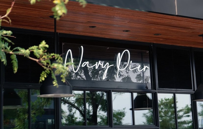 Custom Neon® outdoor restaurant signage for@navypier.nyc
