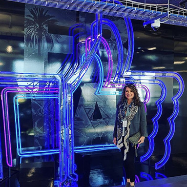 Huge Facebook thumbs up icon made by Custom Neon® at the entrance to the Meta offices in Los Angeles