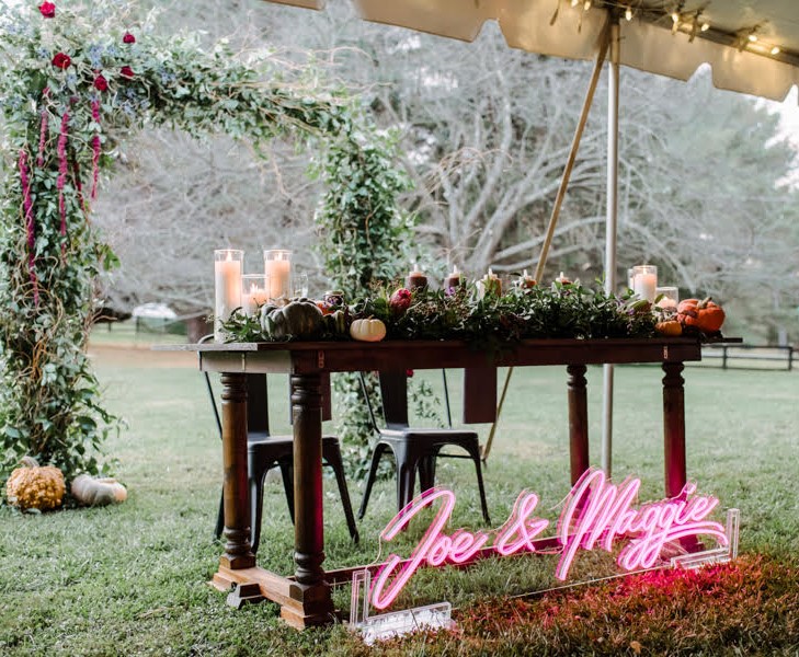 Pink outside wedding name sign @marlayna_photography by Custom Neon®