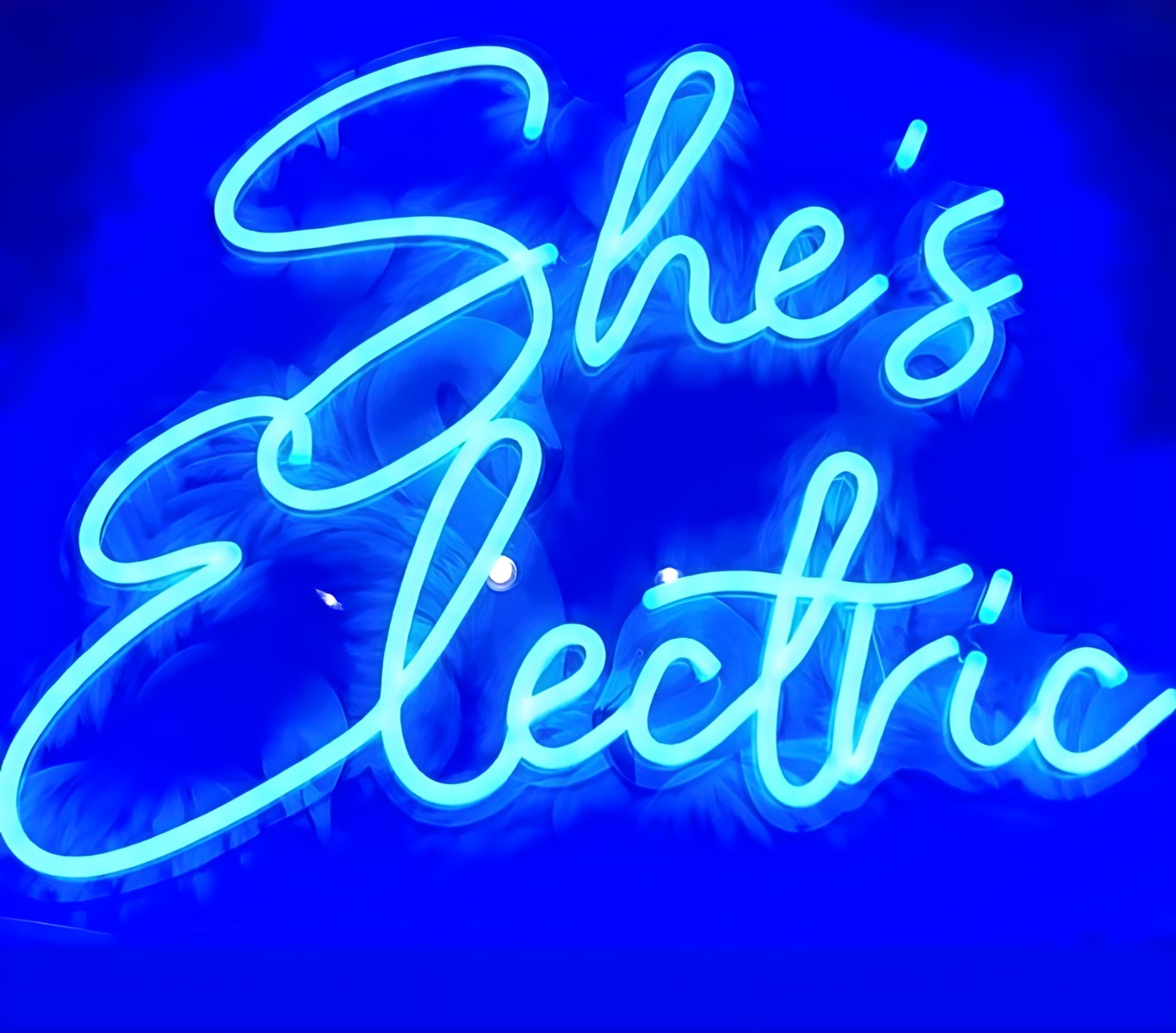She's Electric blue Custom Neon® lyric sign from the song by Oasis  @ikeauk