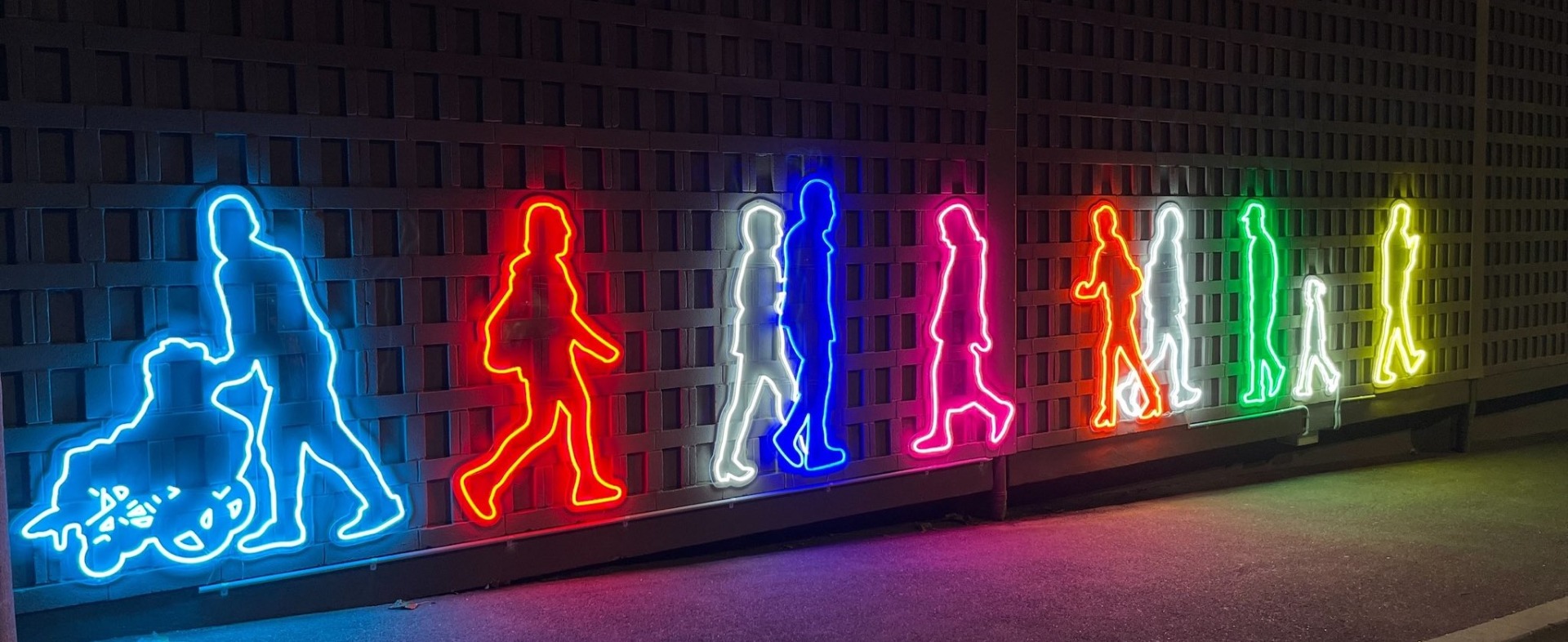 Clare Street, 5pm Multi-colour animated artwork designed by Glen Smith @nofrillsart and made by Custom Neon®