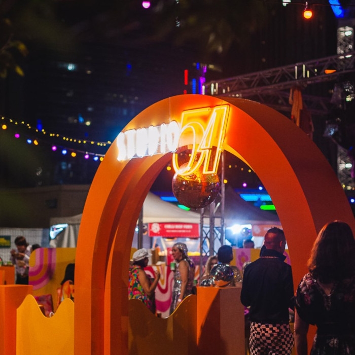 Outdoor corporate party signage by Custom Neon® @ultimocatering