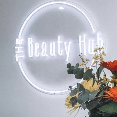 White @thebeautyyhub logo sign by Custom Neon®