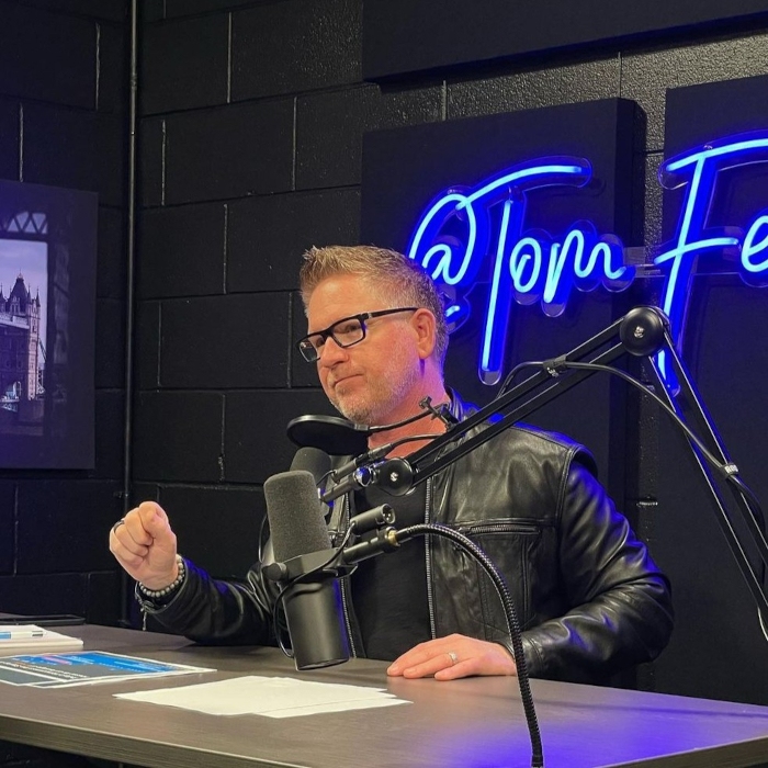 Custom Neon® social media handle podcast sign @tomferry