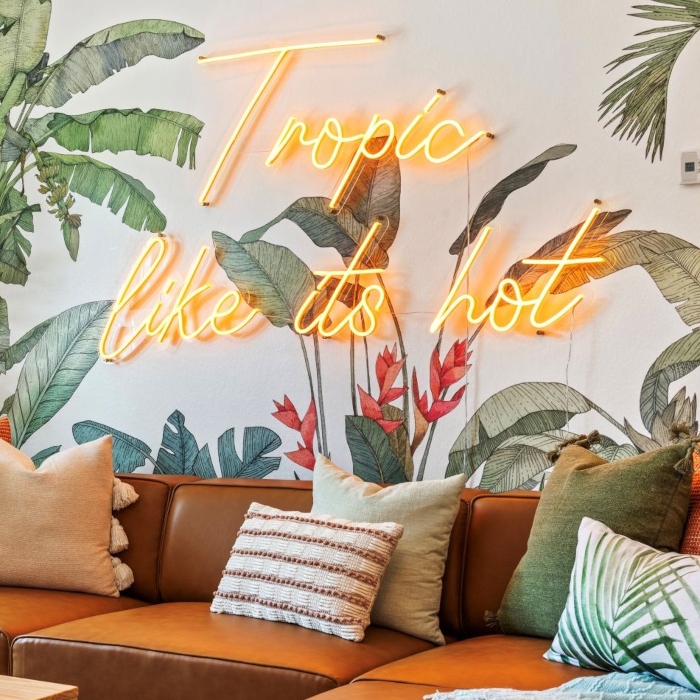 Custom Neon® home quote sign @somerleddesigns